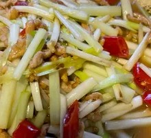 Shredded Pork with Leek Greens