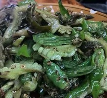 Green Pepper and Bitter Melon Stir-fry