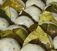 Wild Wormwood Steamed Buns