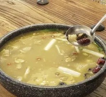 Mountain Mushroom Stewed with Free-Range Chicken