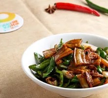 Green Pepper Stir-fried Pork