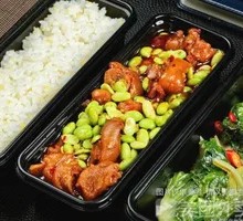 Braised Pig Trotter Rice Bowl