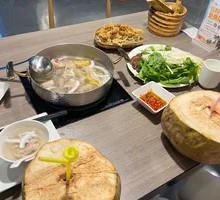 Hainan Wenchang Coconut Chicken