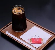 Apricot皮 Tea Americano