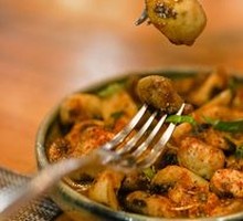 Spanish Garlic Roasted Mushrooms