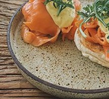 Smoked Salmon Benedict