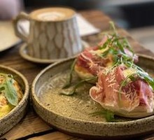 Parma Ham Arugula Benedict Egg