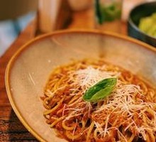 Traditional Italian Bolognese Spaghetti