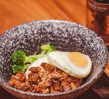 Nighttime Village Braised Pork Rice