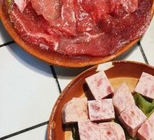 Sliced Beef with Green and Red Peppers