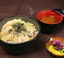 Pickled Pepper Tripe Rice Bowl