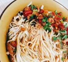 Three Fresh Pepper Beef Noodles