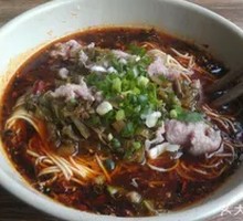 Three-Clear Soup Pickled Vegetable and Pork Noodles