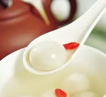 Sweet Glutinous Rice Balls with Fermented Rice Wine