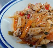 Sour Radish Chicken Offal Stir-fry