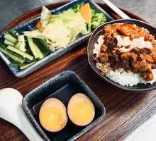 Black Gold Braised Pork Rice
