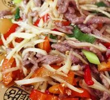 Young Ginger Stir-Fried Pork Strips