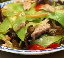 Sliced Pork with Bamboo Shoots and Black Mushrooms