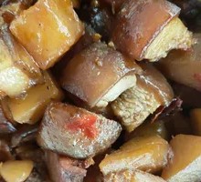 Braised Pork with Potatoes