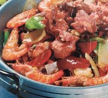 Spicy Stir-Fried Spare Ribs and Shrimp