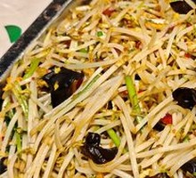 Stir-Fried Silver Sprouts