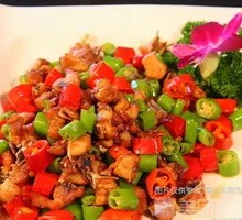 Young Ginger Stir-Fried Chicken