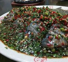 Cold-mixed crucian carp
