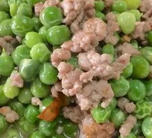Stewed Pork with Peas