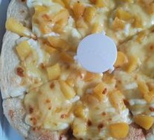 Yogurt Peach Pizza