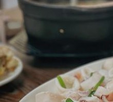 Steamed Squid with Light Sauce