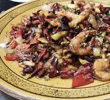 Spicy Stir-Fried Prawns in Dry Pot
