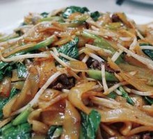 Dry-Fried Beef Rice Noodles