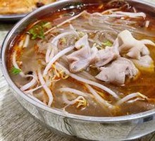 Stewed Intestine Noodles