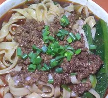 Red Sauce Mixed Noodles