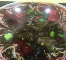 Sichuan-style Pepper Chicken Offal Noodles