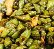 Stir-Fried Pork Shreds with Green Beans
