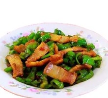 Sliced Pork with Green Peppers