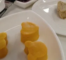 Pumpkin and Millet Steamed Cake