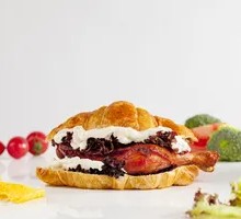 Spicy Mexican Chicken Leg Burger