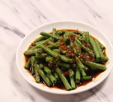 Cold-mixed green beans