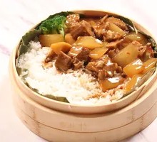 Qiaoxiang Flavor Five-Spice Beef Brisket and Radish Lotus Leaf Steamed Rice
