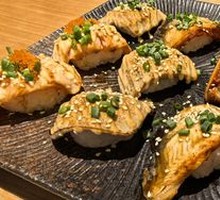 Sauce-Roasted Foie Gras Sushi