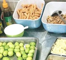 Snack and Fruit Buffet