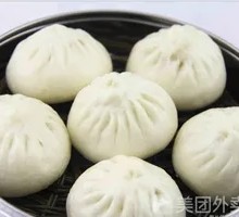 Braised Mushroom and Cabbage Dumplings