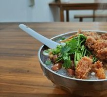 Steamed Beef with Tofu Brain in Rice Flour