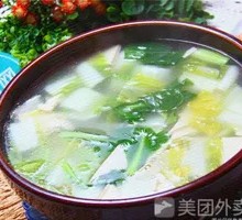 Chinese Cabbage and Tofu Soup