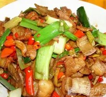 Onion Twice-Cooked Pork