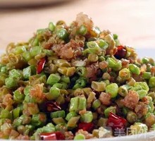 Stewed Pork with Sour Cowpeas