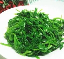Garlic Mashed Pea Shoots