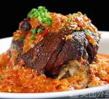 Braised Pork Shank in Clear Broth